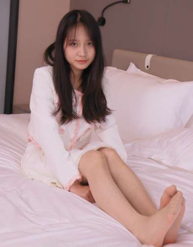 图片[1]-初夏女神 10套合集下载-[1380P-9V-24.04GB]-十六楼